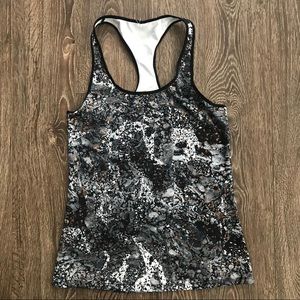 BOGO Fabletics Marble Stone Racerback w Gold Specs